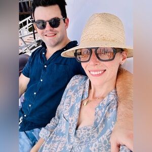 Meet your Posher, Avery